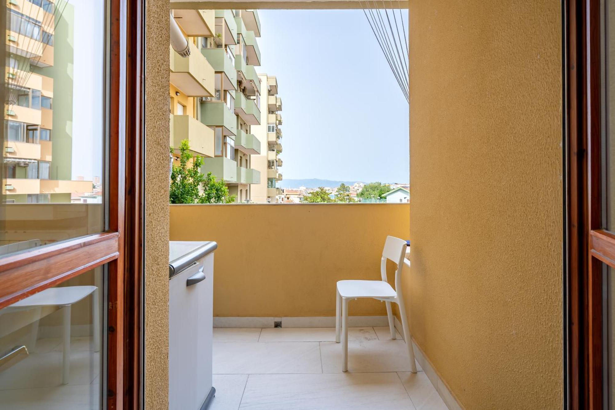 Kalbia Apartment Or Rooms Renovated, Functional, Intimate And More Cagliari Exterior foto